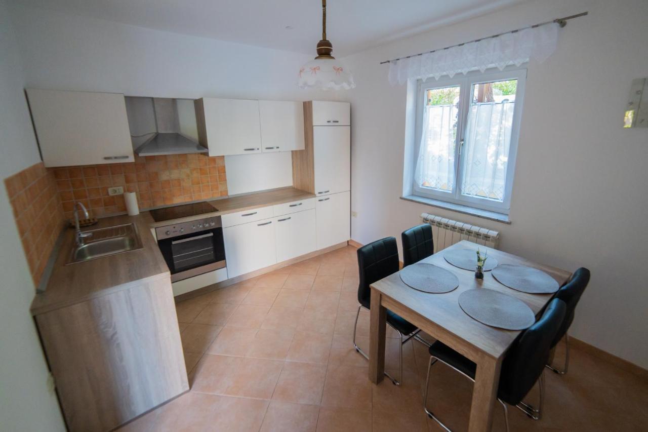 Harmony Inn Apartments Порторож Экстерьер фото