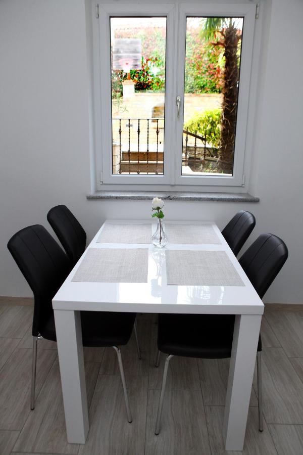 Harmony Inn Apartments Порторож Экстерьер фото
