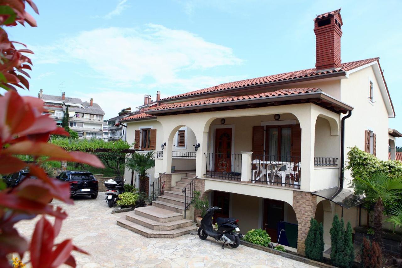 Harmony Inn Apartments Порторож Экстерьер фото